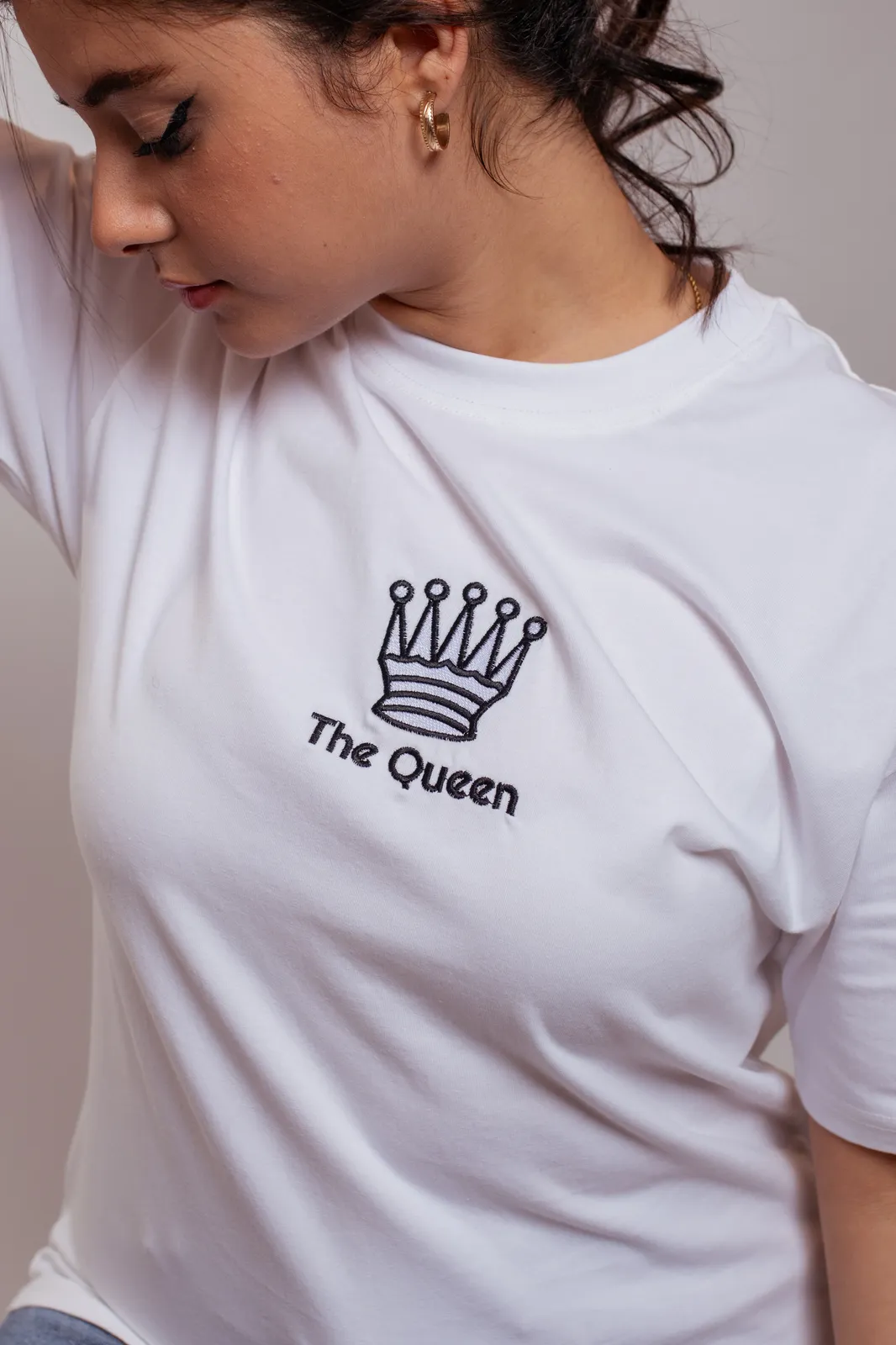 T-shirt reine brodé – Image 6
